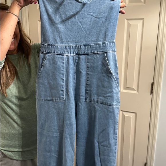 Overalls - Picture 1 of 1